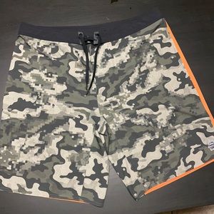 REEBOK EPIC CORDLOCK WORKOUT SHORTS CANOPY GREEN